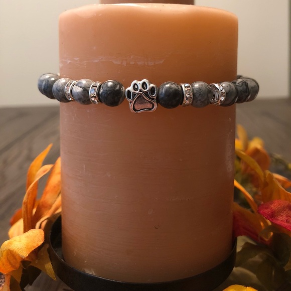 Dog paw print Bracelet - Picture 3 of 4